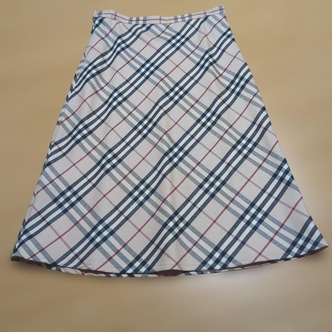 BURBERRY LONDON　Mサイズ ノバチェックロングスカート