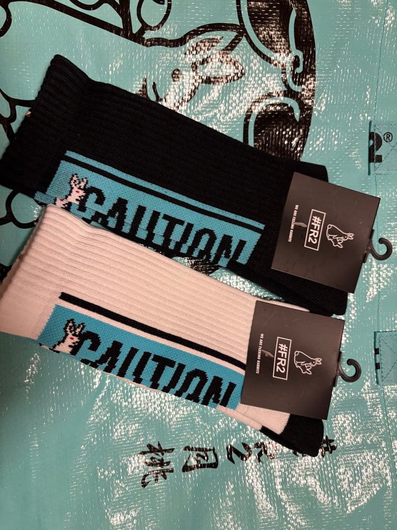 #FR2 CAUTIONプリントソックス 2色セット沖縄限定