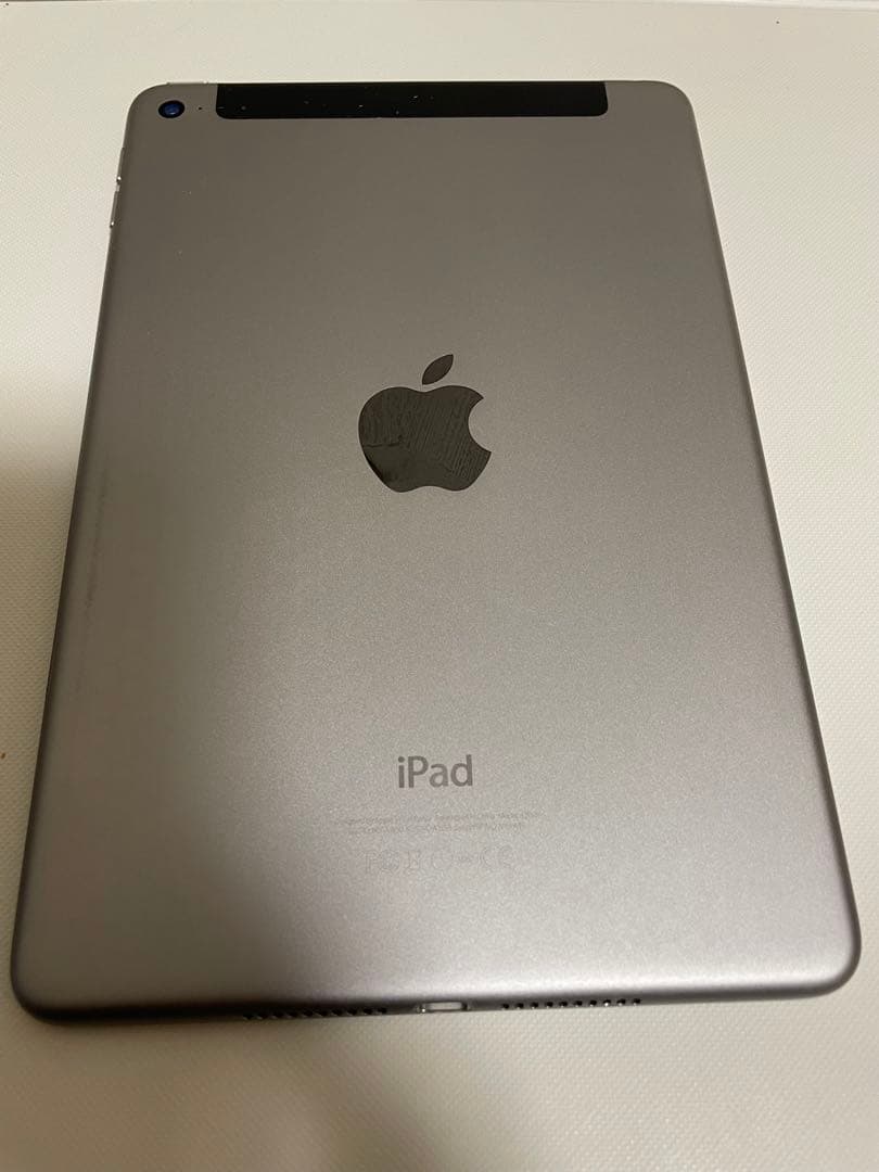 iPad mini 第4世代　128 gb cellular