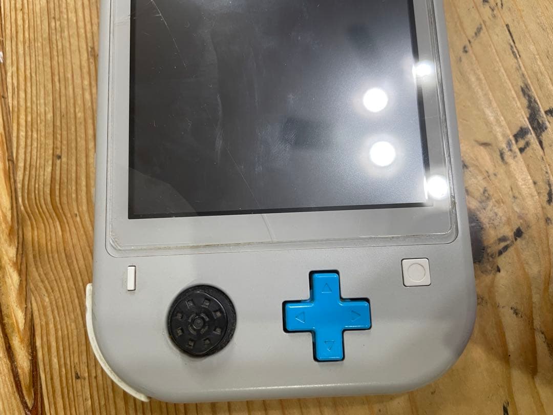Nintendo Switch Lite ポケモンデザイン　ジャンク