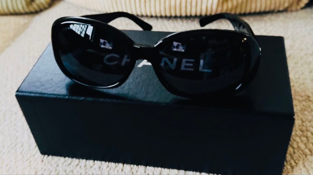 CHANEL カメリアココマークブラックサングラス未使用