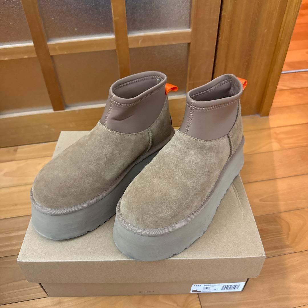 UGGクラシック ミニ ディッパー パッファー　24cm ブラウン