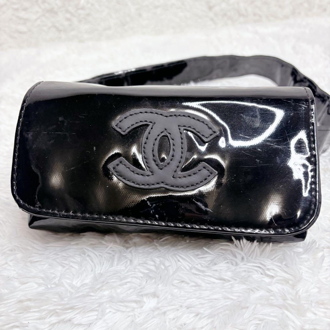 CHANEL ノベルティ ウエストポーチ エナメル ブラック　ウエストバッグ
