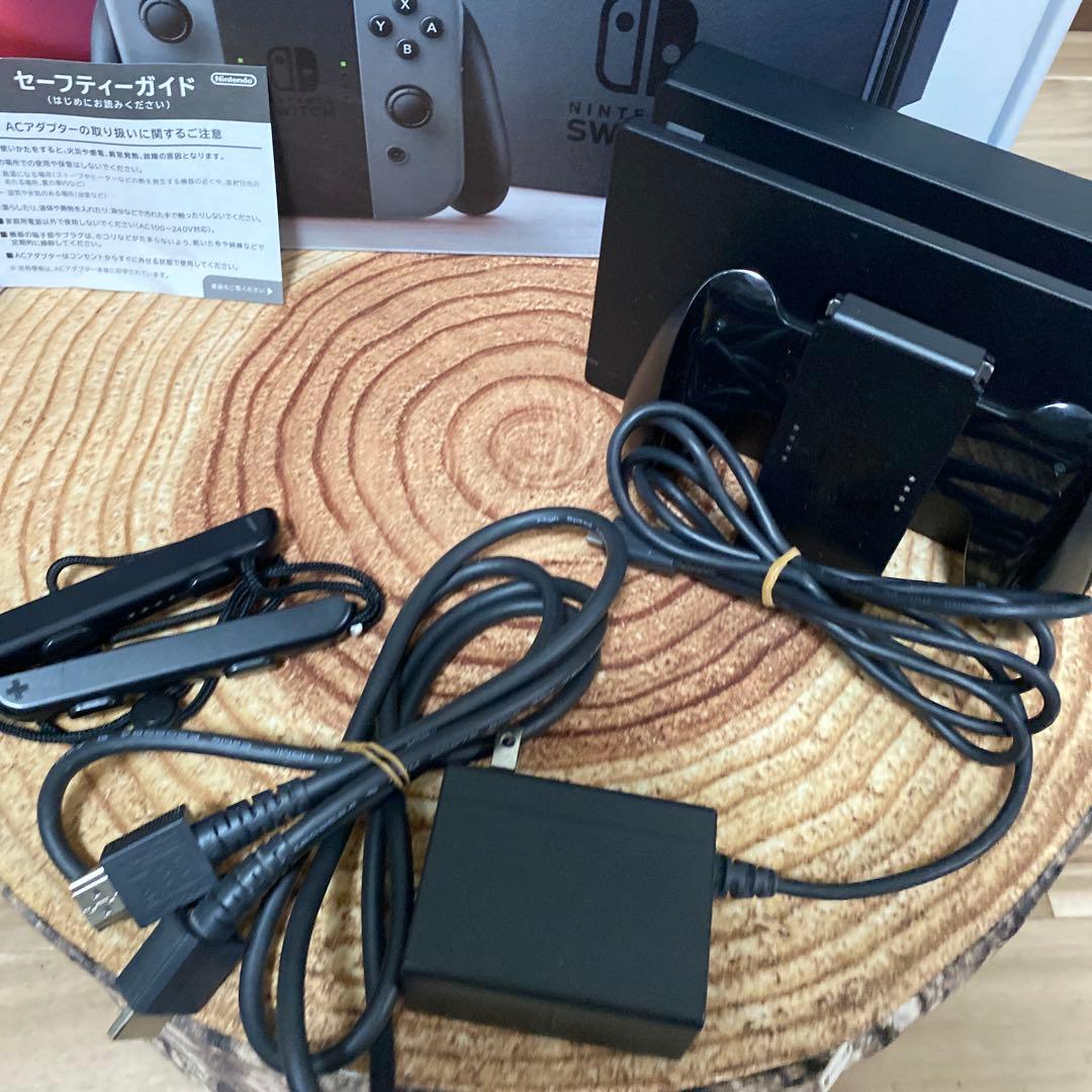 Nintendo Switch ニンテンドースイッチ本体　グレー ②