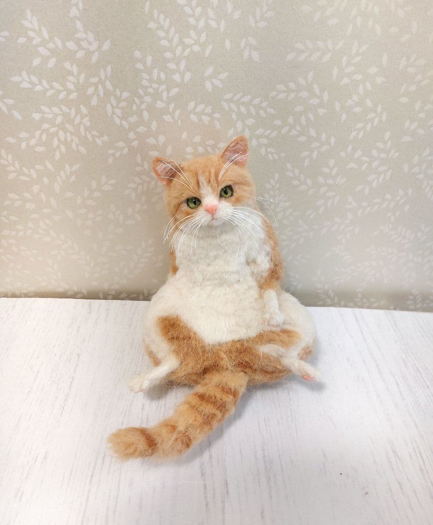 A*I様 羊毛フェルト　猫(茶トラ／白)