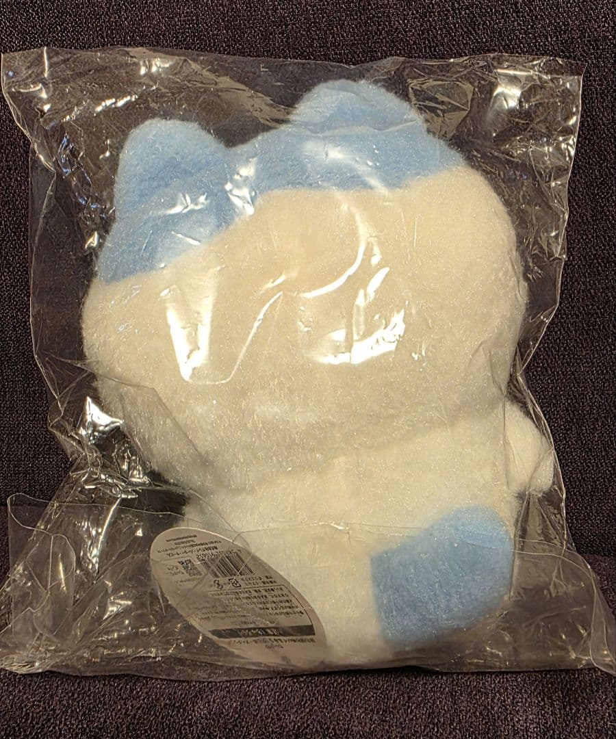 ちいかわ　ハチワレほわほわぬいぐるみS