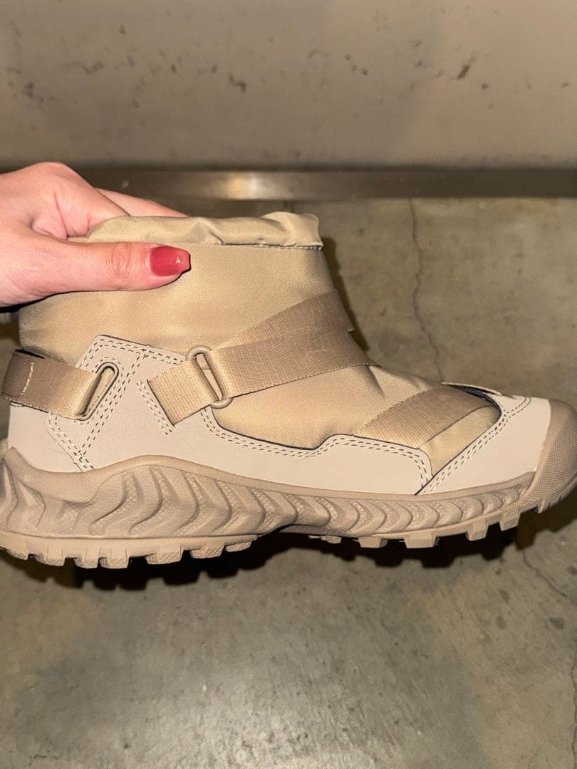 KEEN × HYKEウォータープルーフブーツ