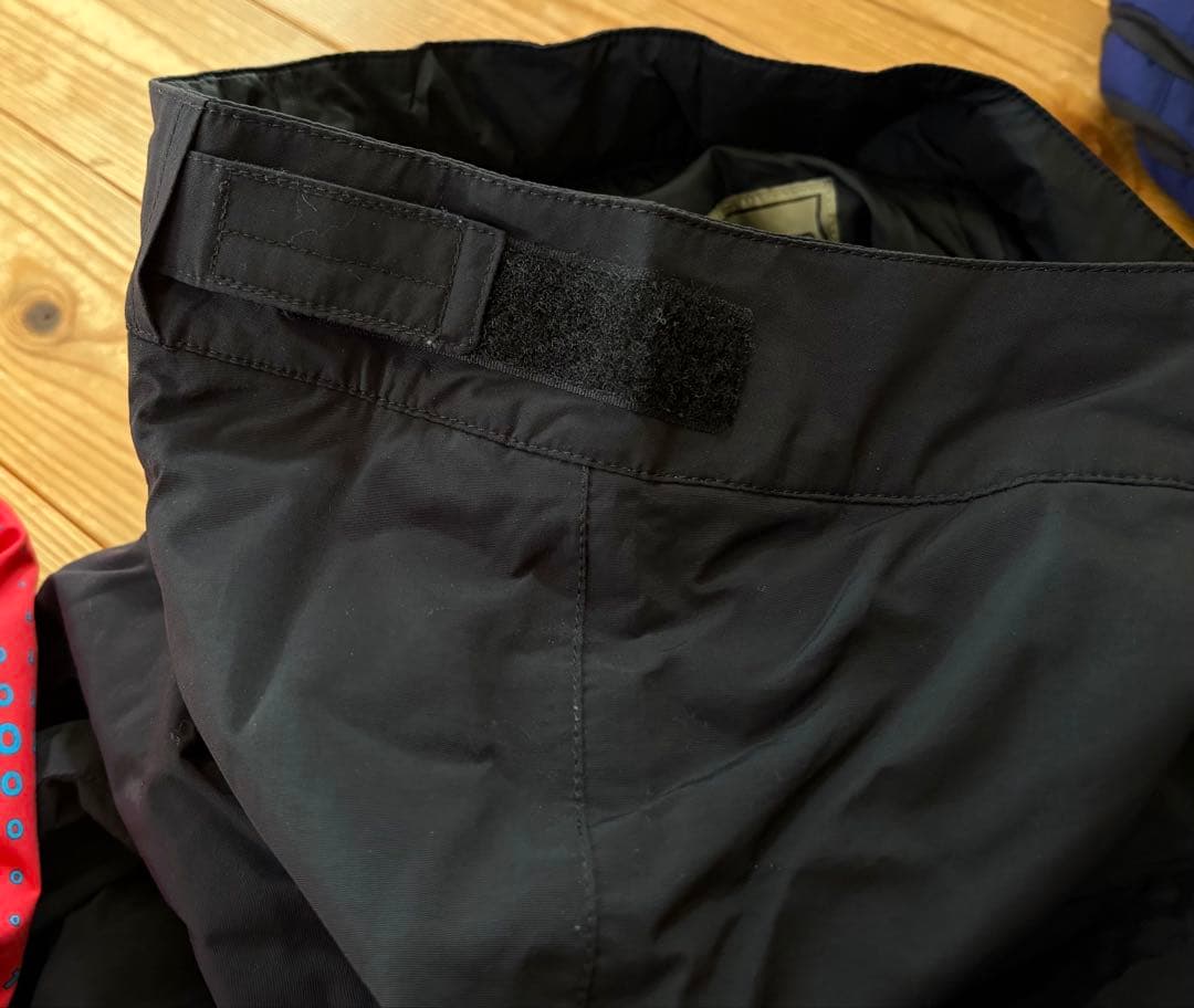 バートン　ジュニア　スキー　スノーボードウェア　 上下セット　BURTON