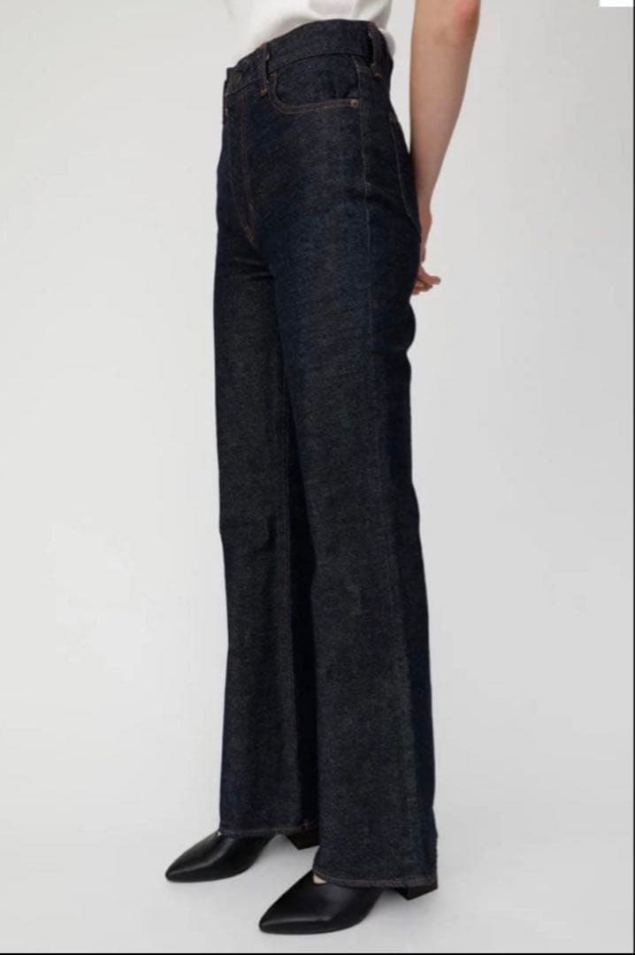 。*様 新品 MOUSSY MVS FLAREデニム 25インチ one was