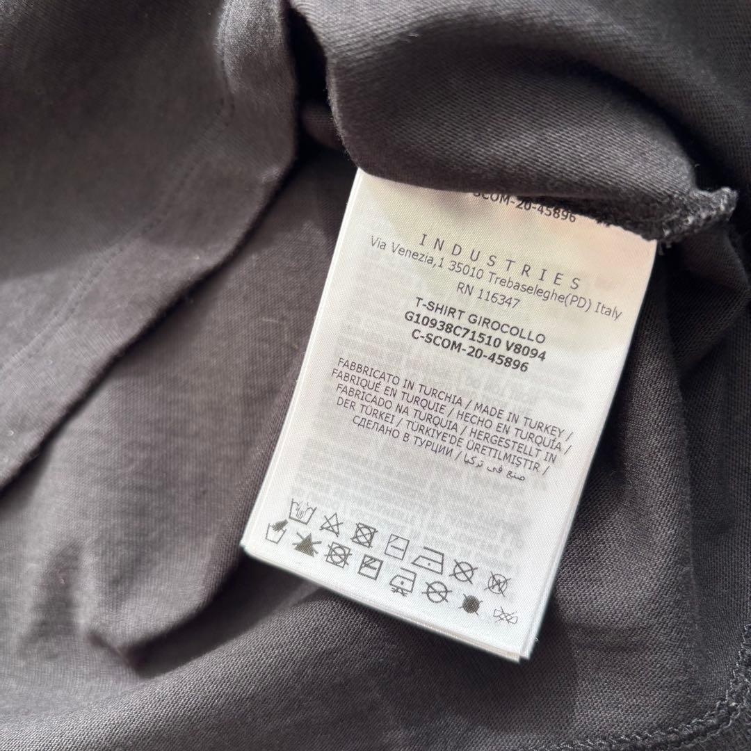MONCLER ブラック Tシャツ
