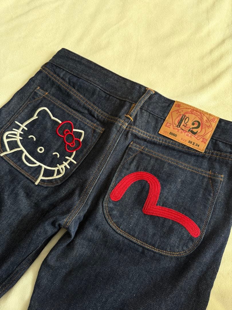 EVISU エビス×ハローキティ　コラボデニム
