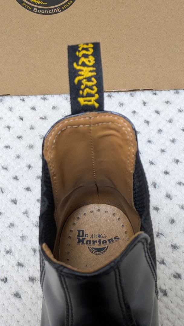 Dr. Martens CHELSEA BOOT ブラック サイドゴアブーツ