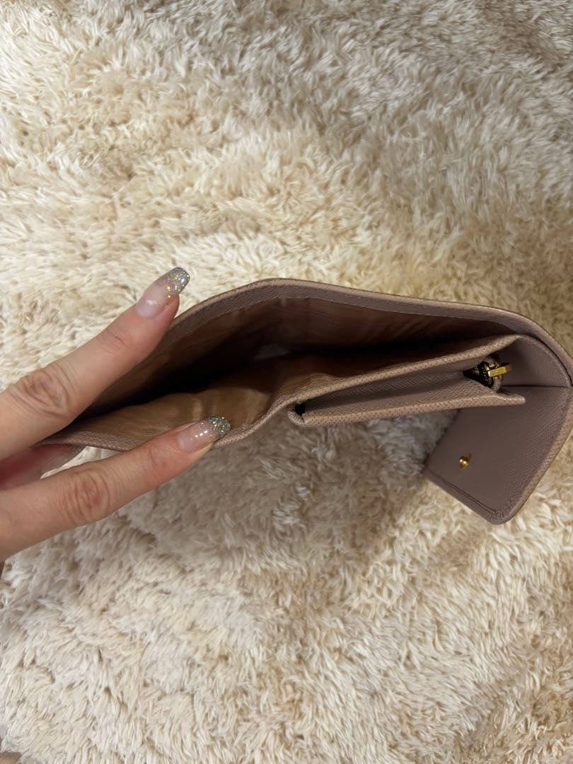 PRADA サフィアーノレザー 三つ折り財布 ベージュ