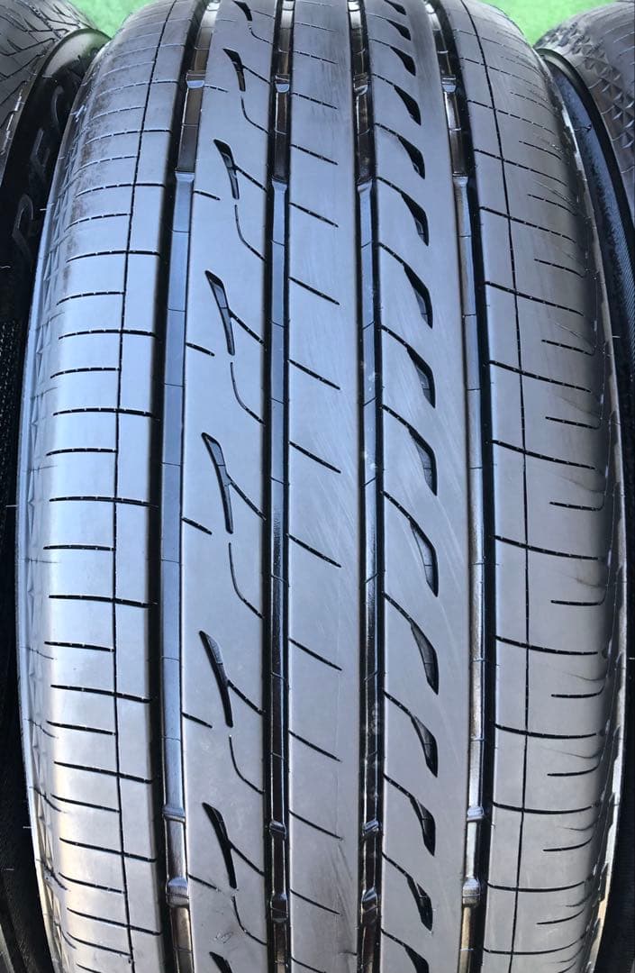 225/45 R18 BRIDGESTONE REGNO GR-XIII、4本