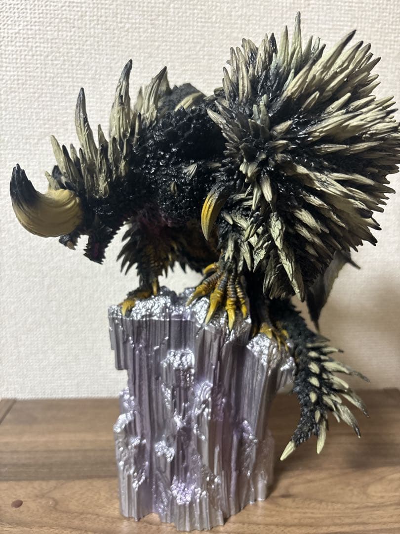 カプコンフィギュアビルダー　クリエイターズモデル　滅尽龍　ネルギガンテ　復刻版