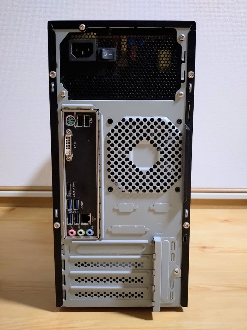 mouse Computer デスクトップPC
