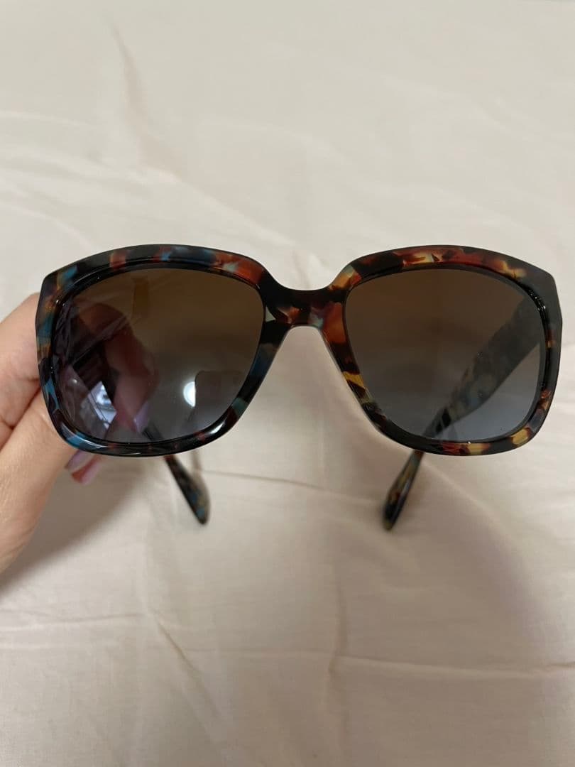 PRADA マルチカラーフレーム サングラス