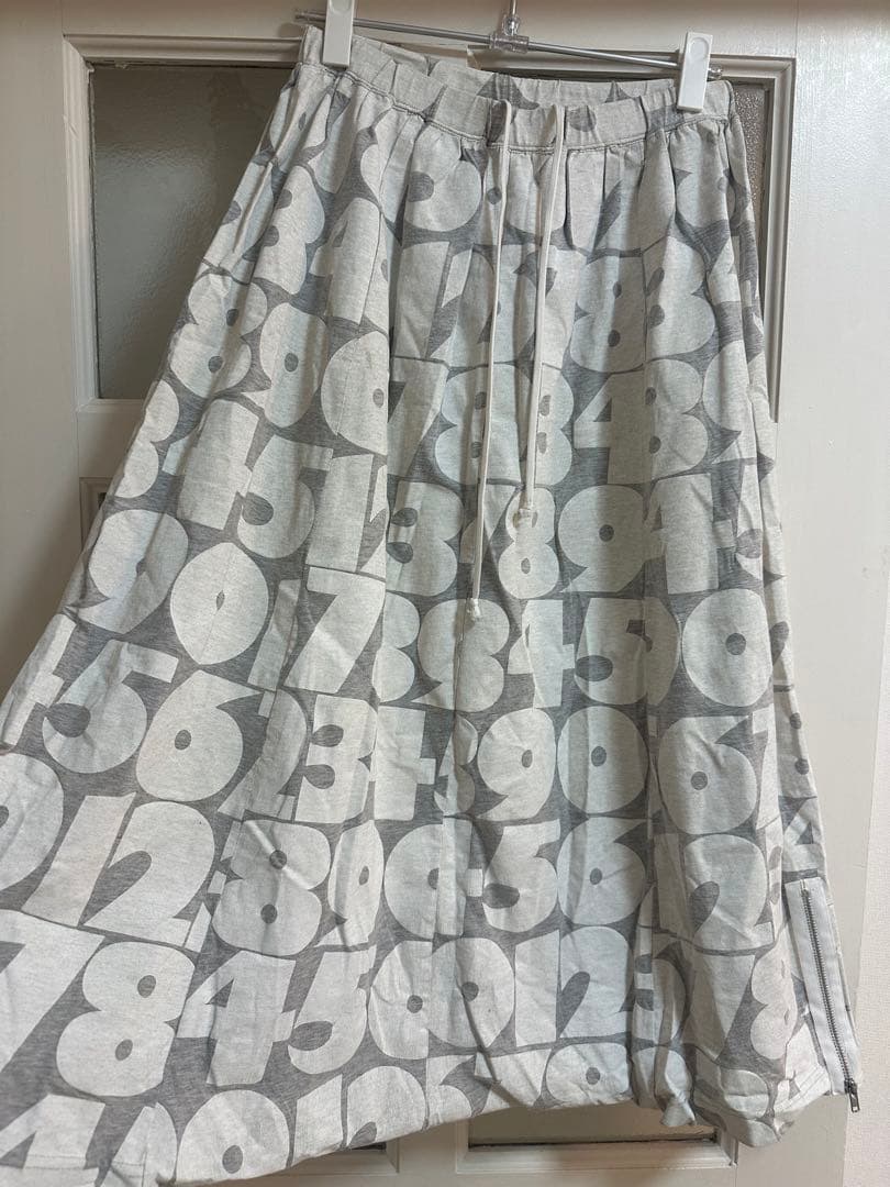 COMME des GARÇONS 数字総柄 キュロットスカート パンツ