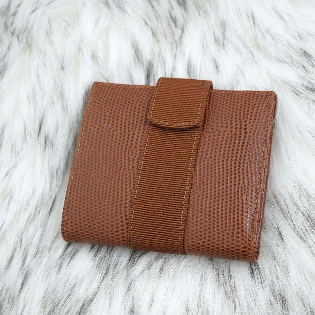 未使用級　箱付き　Salvatore Ferragamo 二つ折り財布　ヴァラ