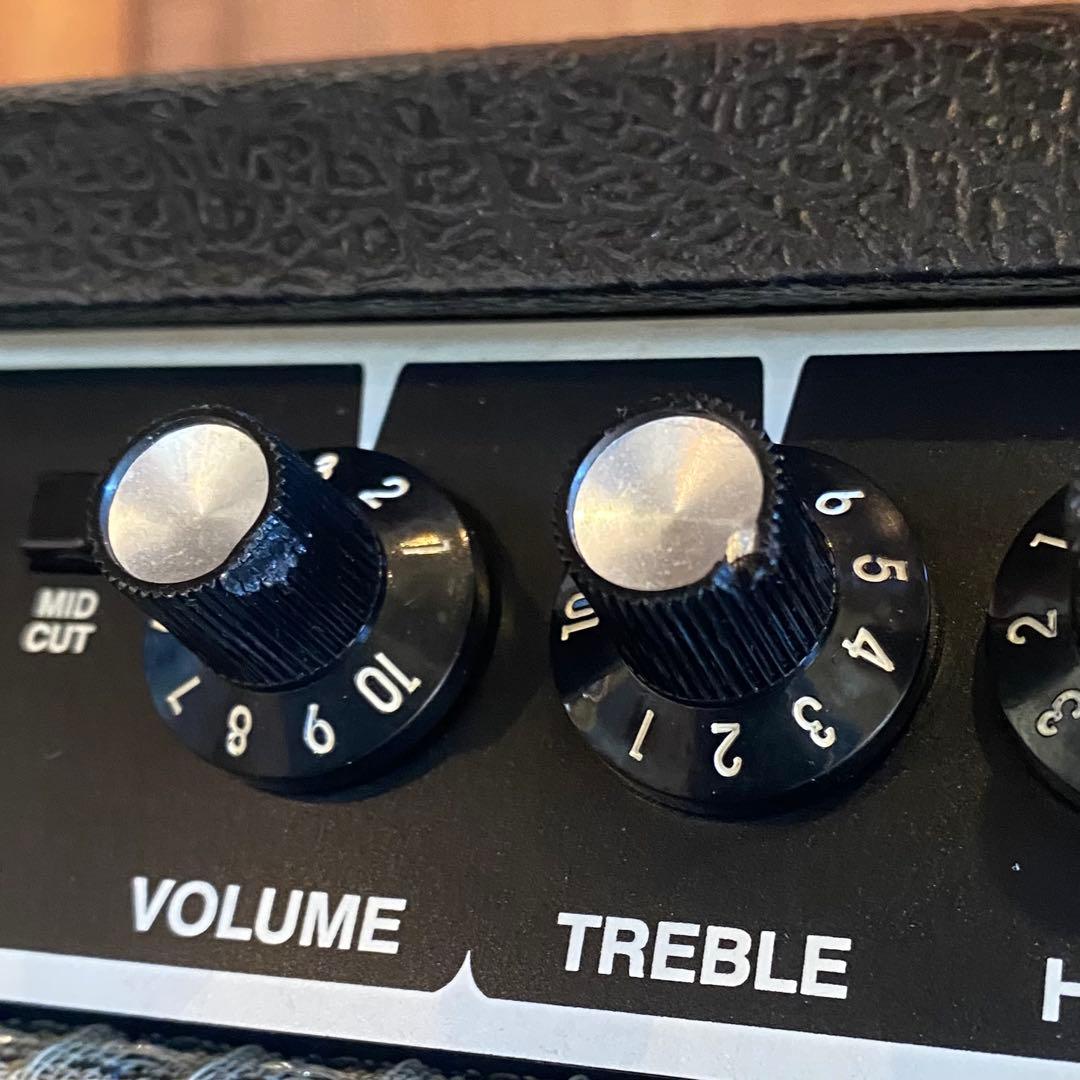 ベース Fender Bassman Classic BMC-40CE