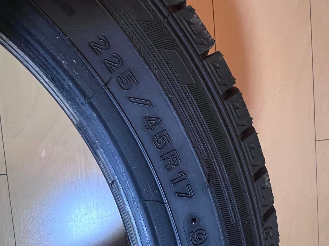 ダンロップ スタッドレス WINTERMAXX03 2シーズン使用　室内保管