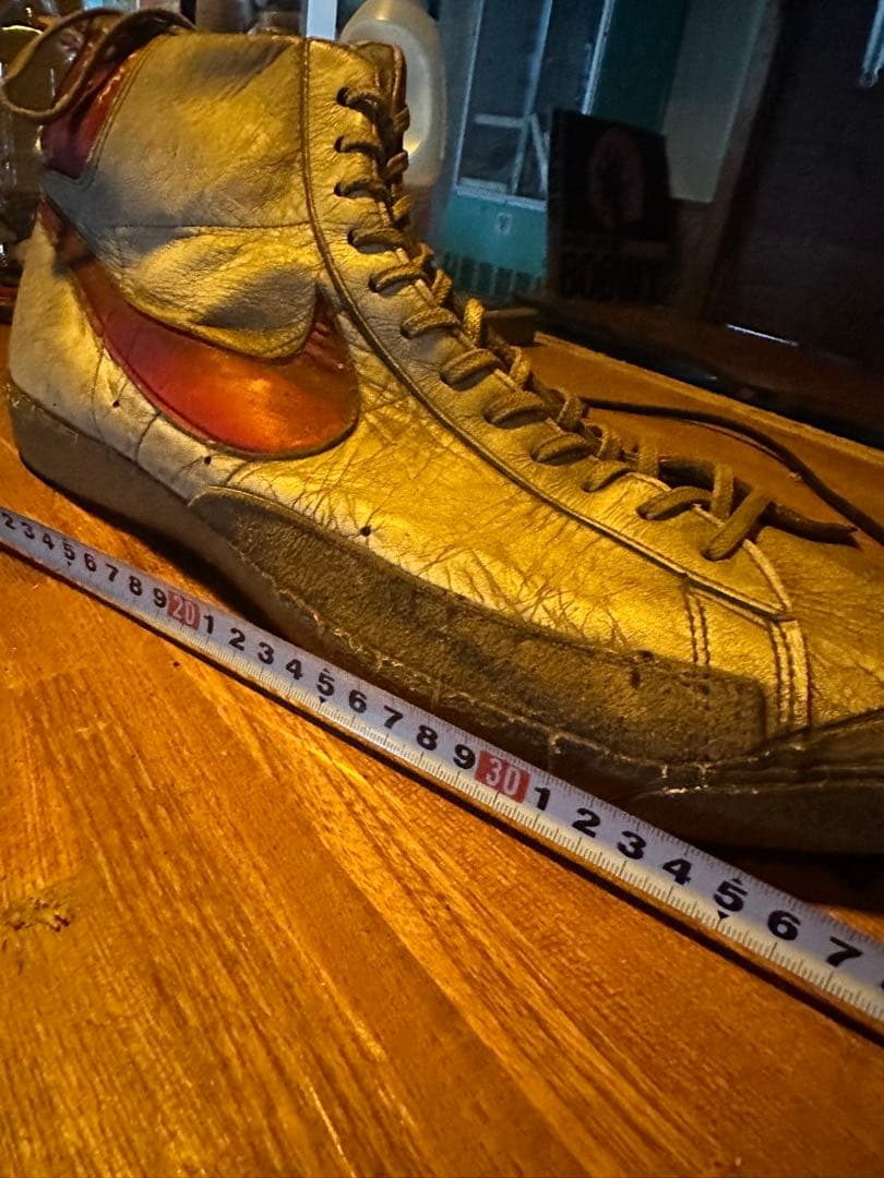 o*4様 ビンテージNIKEバスケットシューズ　展示用オブジェ　希少品　巨大