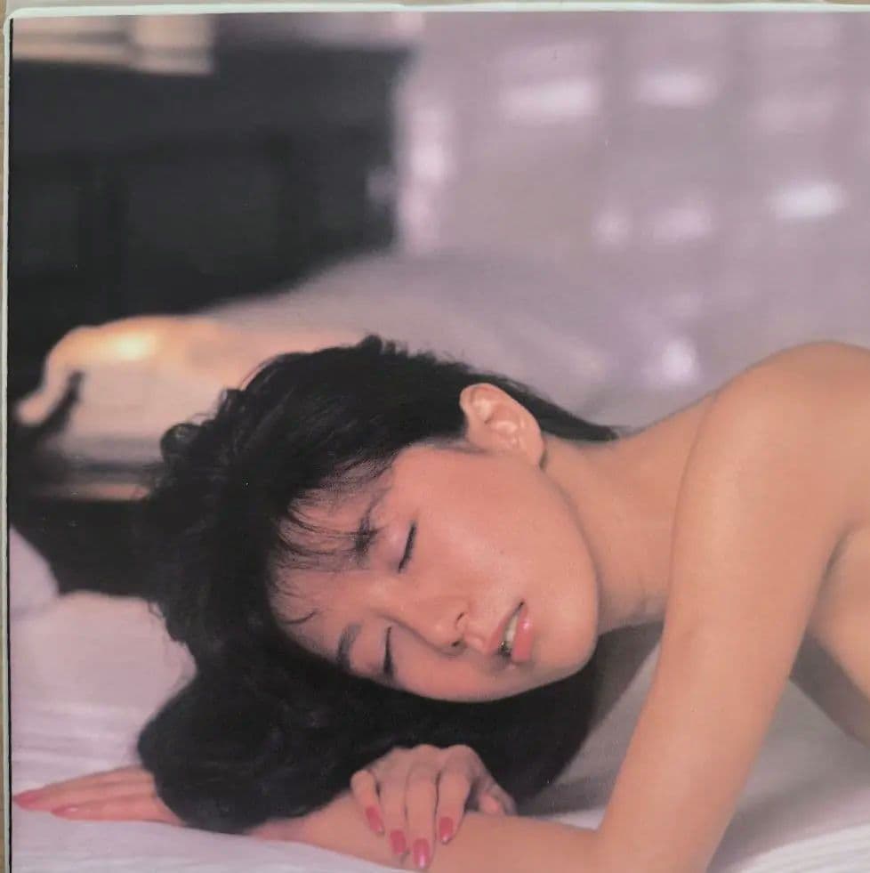 小林ひとみ　ピンクのカーテン／ラストシーン 野理子のテーマ　EP盤　アナログ盤