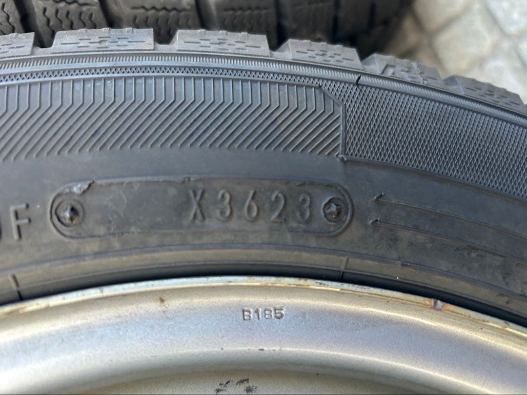 スタットレス　タイヤ　鉄ホイール付き　GOOD YEAR
