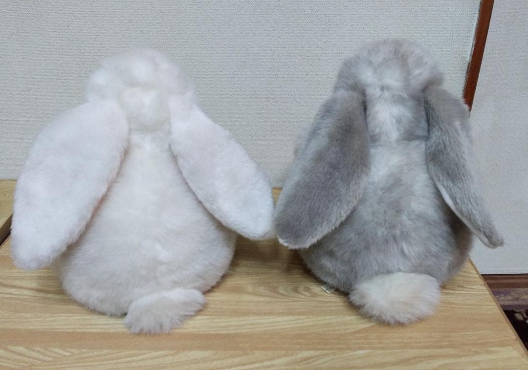 モンスイユ(MON SEUIL) うさぎのぬいぐるみ2体（垂れ耳）