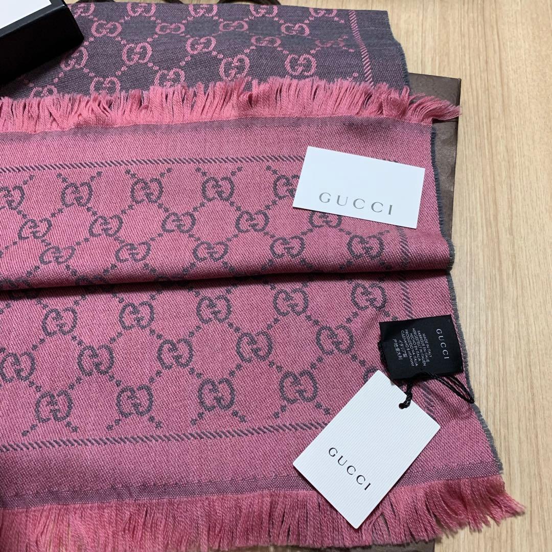 大判新品✨GUCCIマフラー❗️箱紙袋セット❗️グッチマフラー　レディース