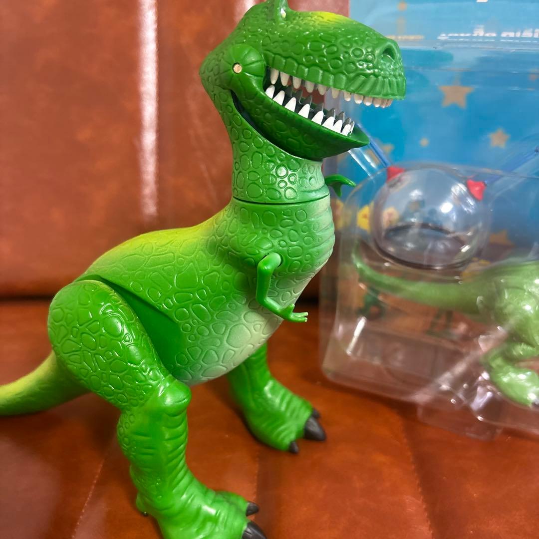 ディズニー　トイストーリー　レックス フィギュア　ファミコン