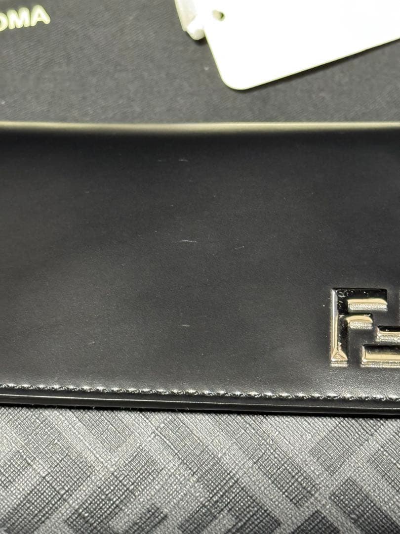 FENDI FF スクエア ショルダーバッグ ブラック