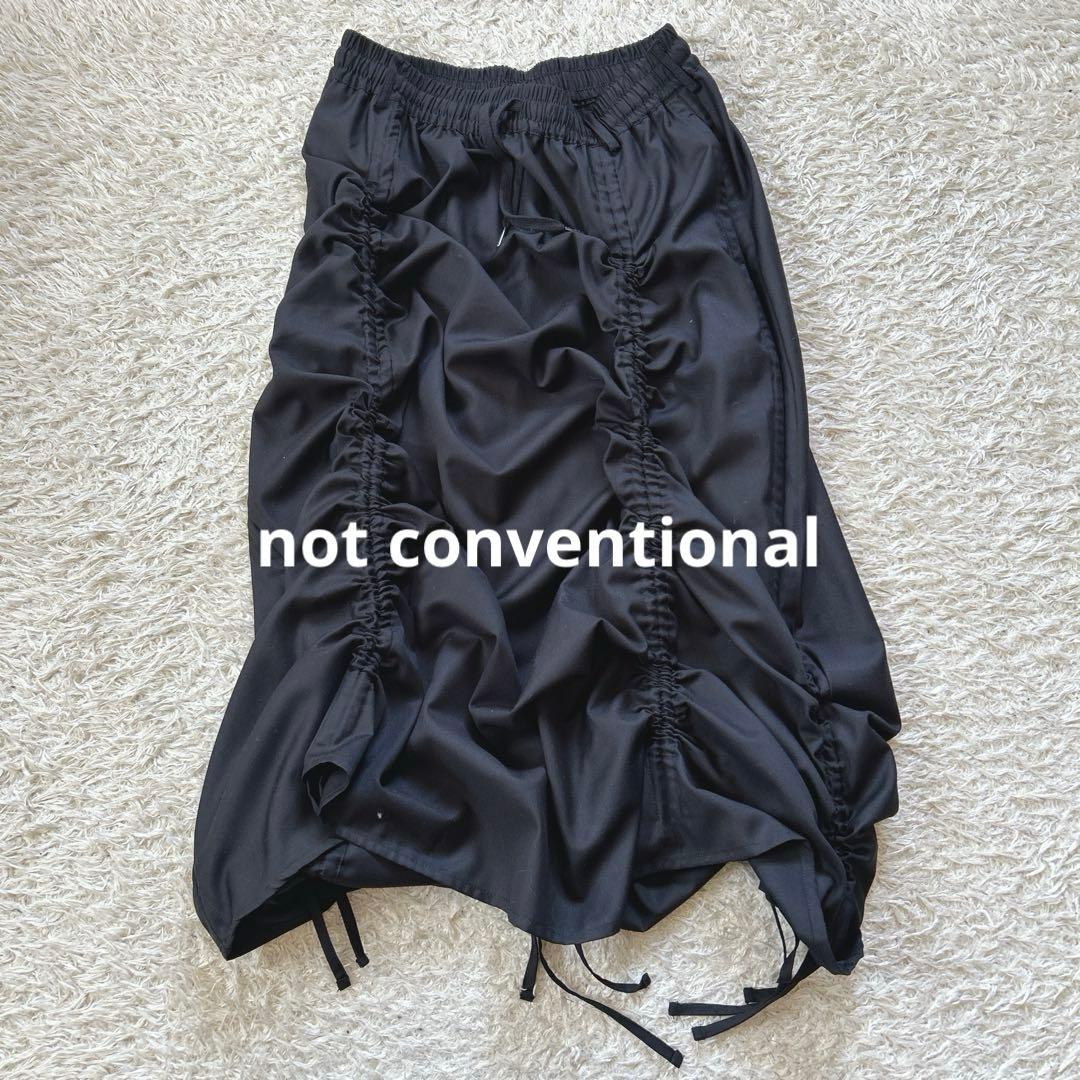 美品　not conventionalドローストリングスカート　変形　ギャザー