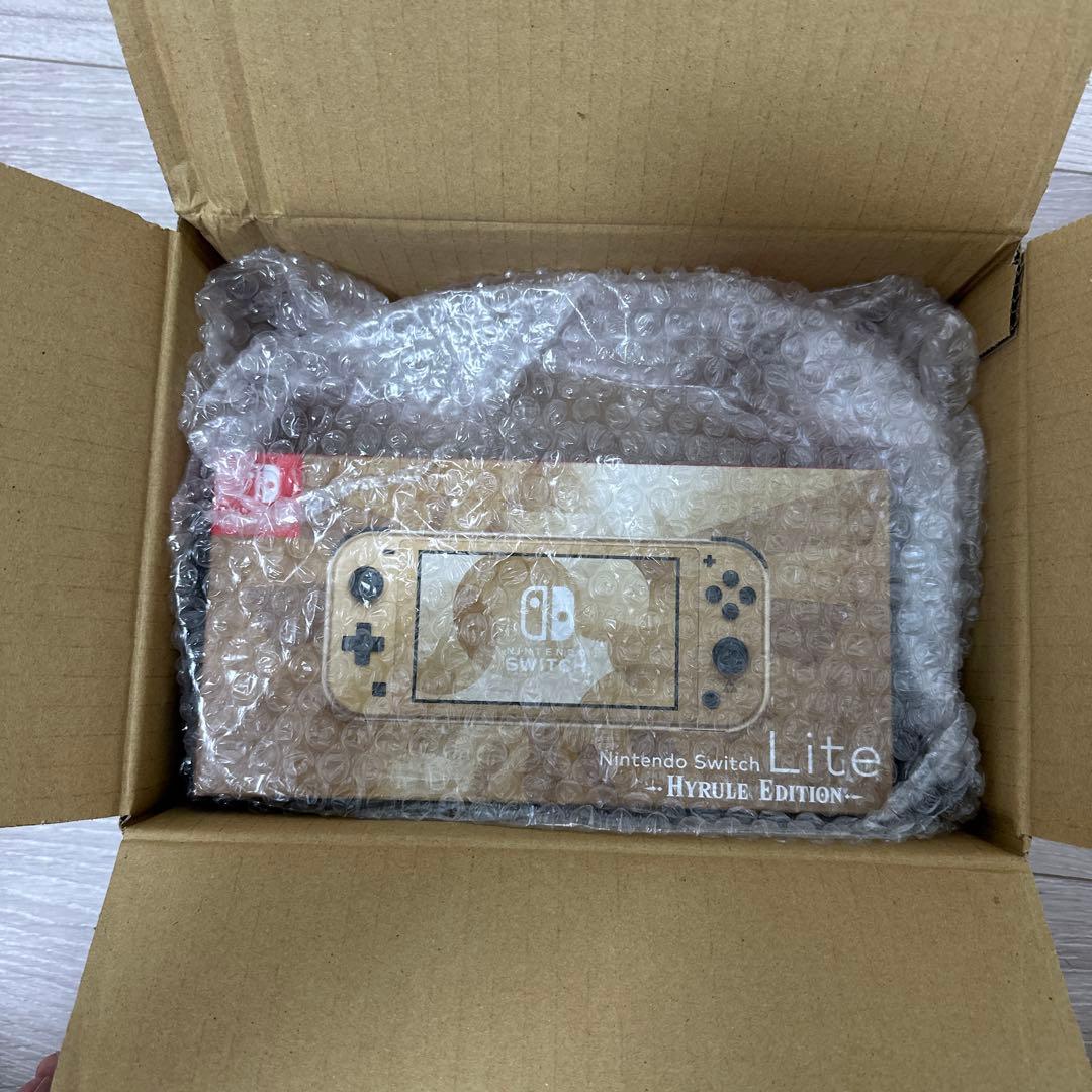 任天堂　Switch Lite ハイラルエディション　新品未開封