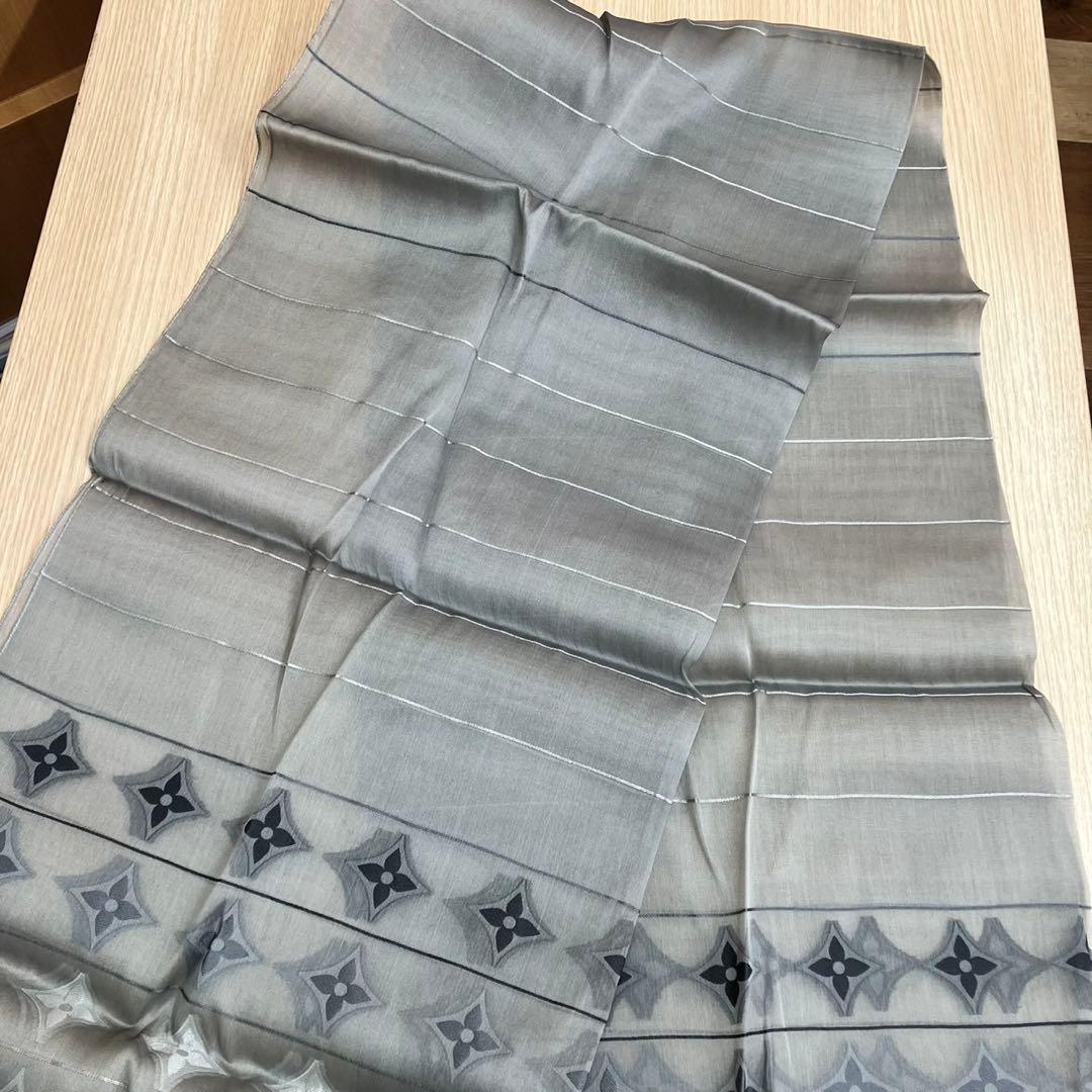 【美品】LOUIS VUITTONモノグラム　シアーストール 絹シルク100％