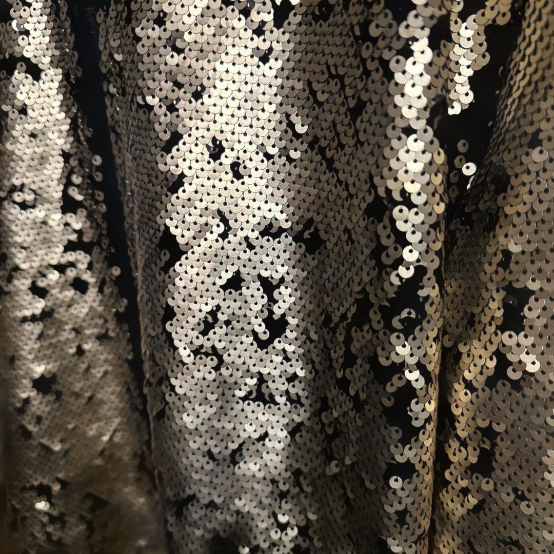 新品珍品✨ゴールド×ブラック スパンコールジャケット ZARA L