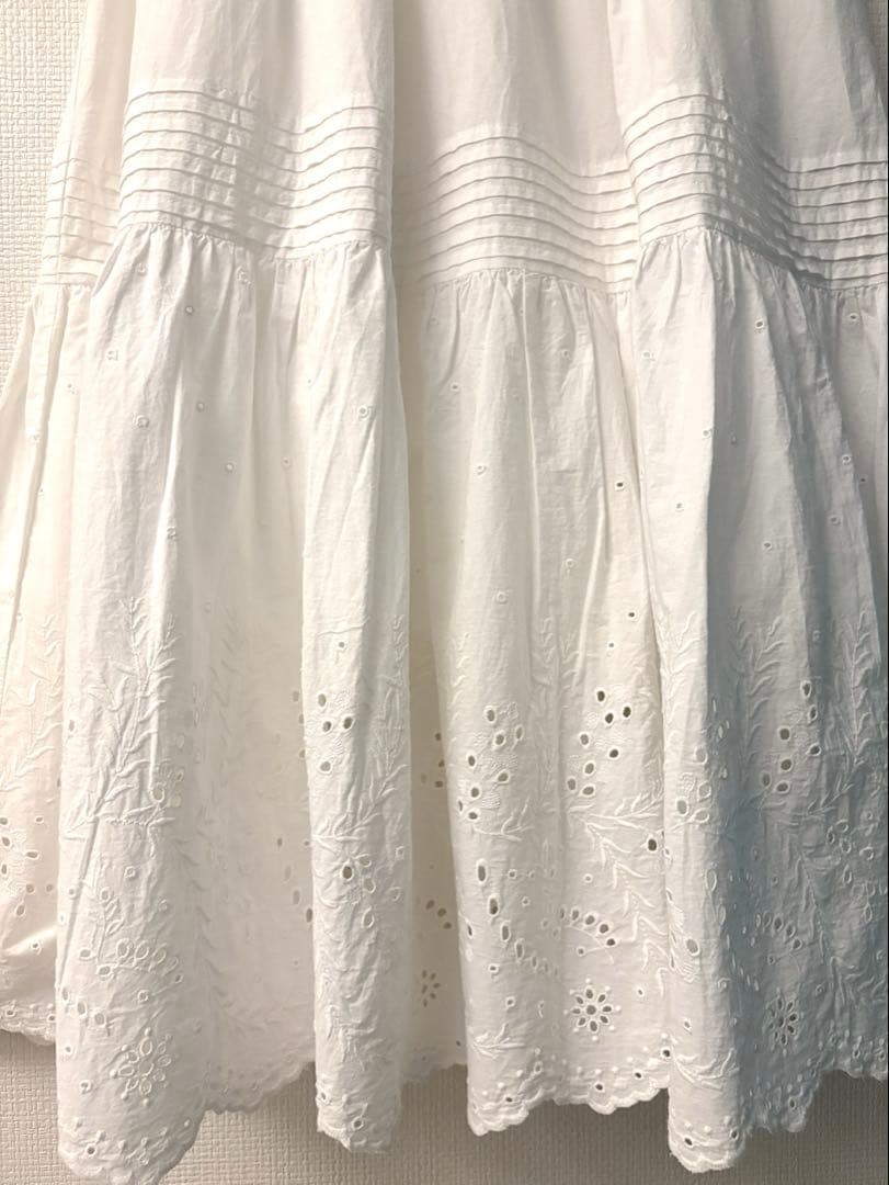 【新品】Spick & Span エンブロイダリーレーススカート　白　36