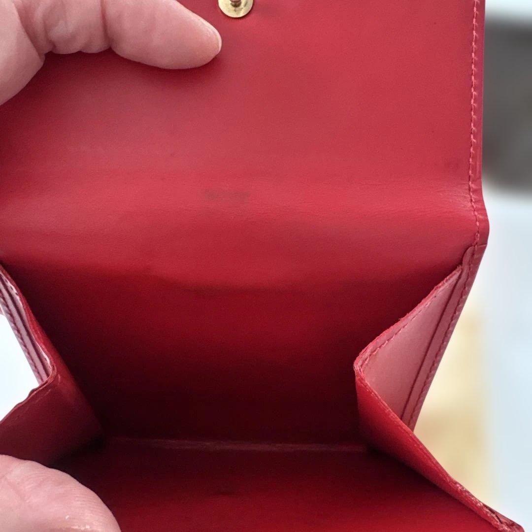 ルイヴィトンヴェルニ財布　レッド　美品
