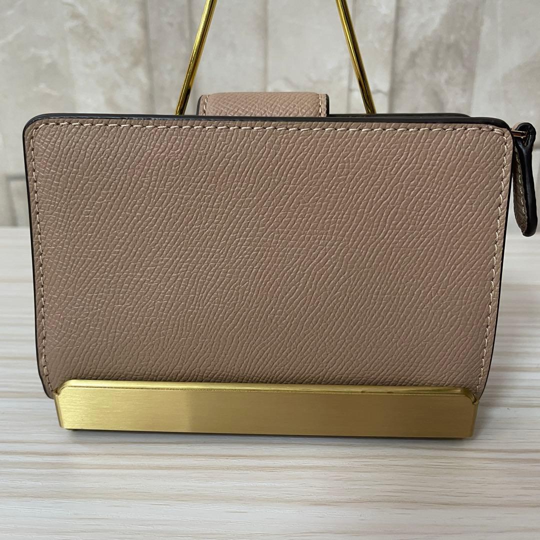 早い者勝ち！訳あり新品 COACH 二つ折り財布 ベージュ系