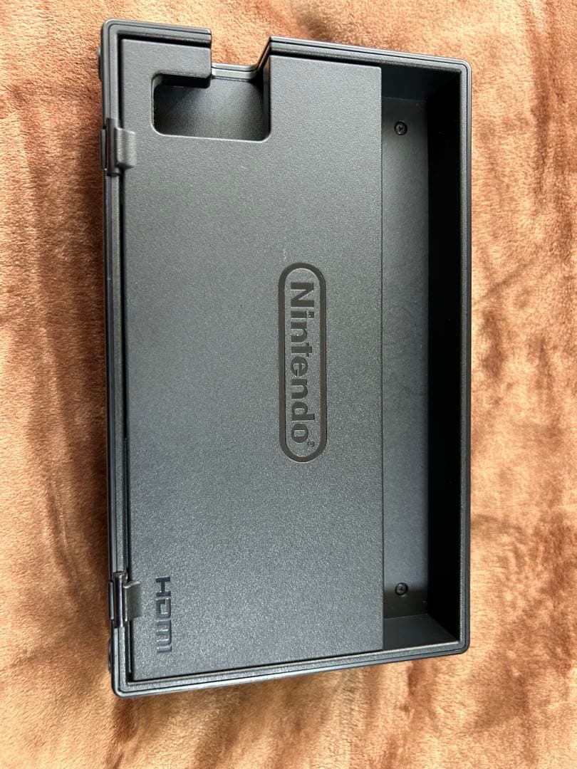 Nintendo Switch 本体（付属品、箱あり）
