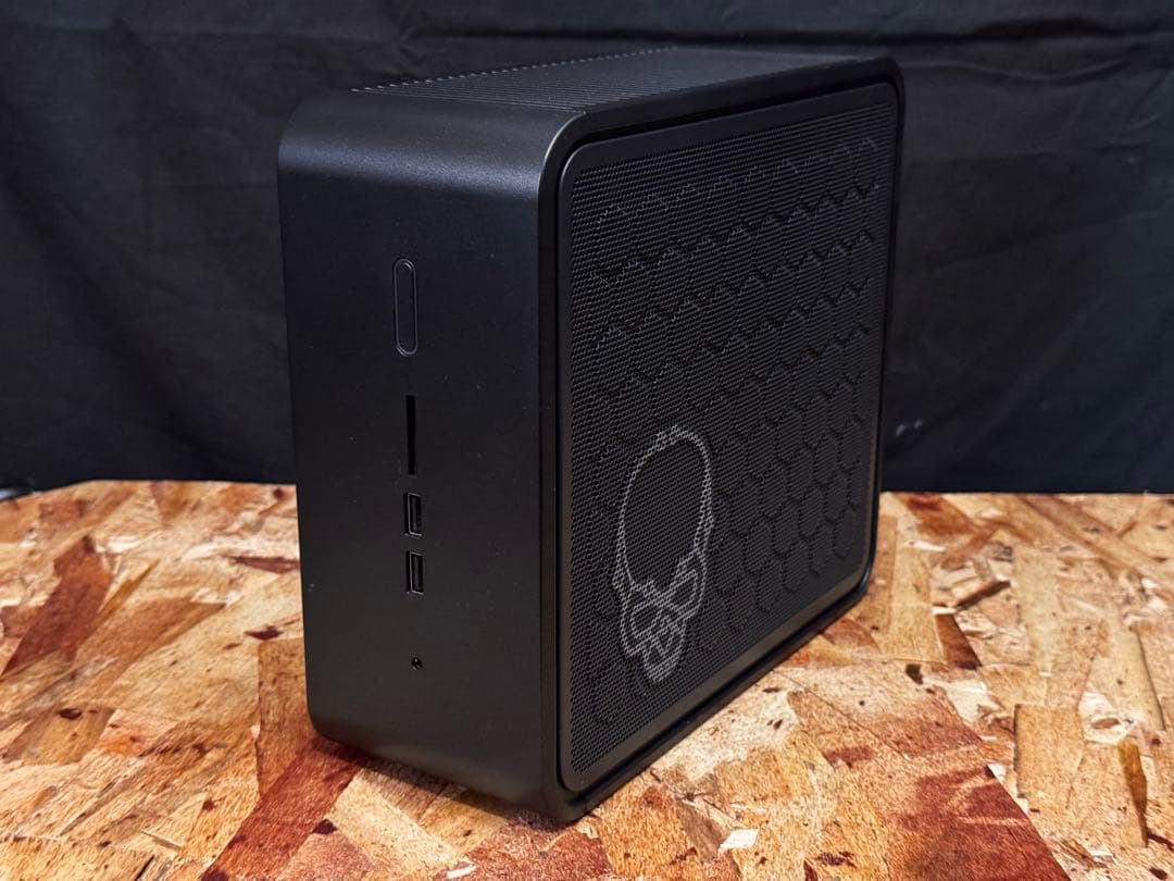太*ご様 Intel NUC 9 i5 9300H ASUS RTX 2060