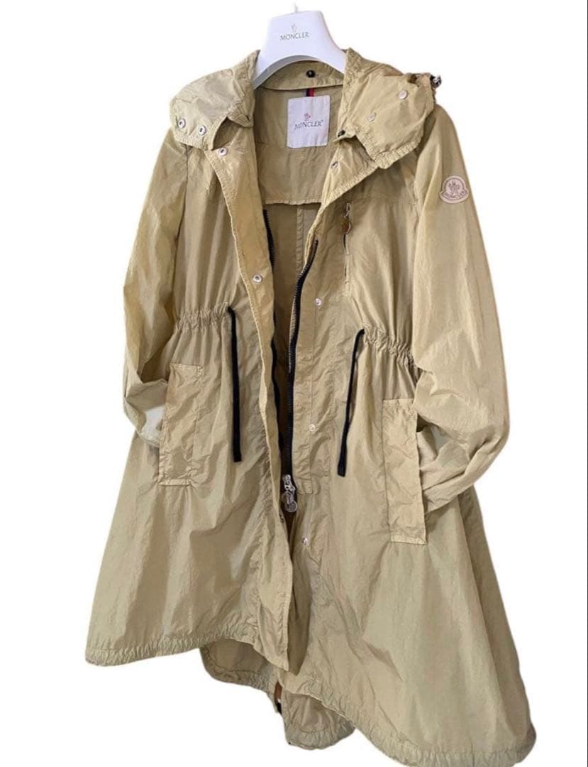 ＊MONCLER モンクレール＊雑誌掲載モデル スプリングコート 同色ワッペン