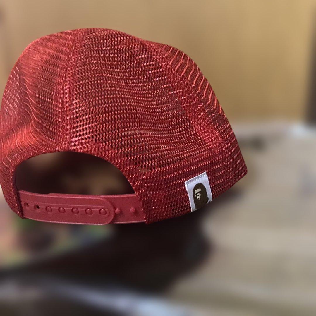 マ*ロ様 セントマイケル　BAPE_MESH CAP RED