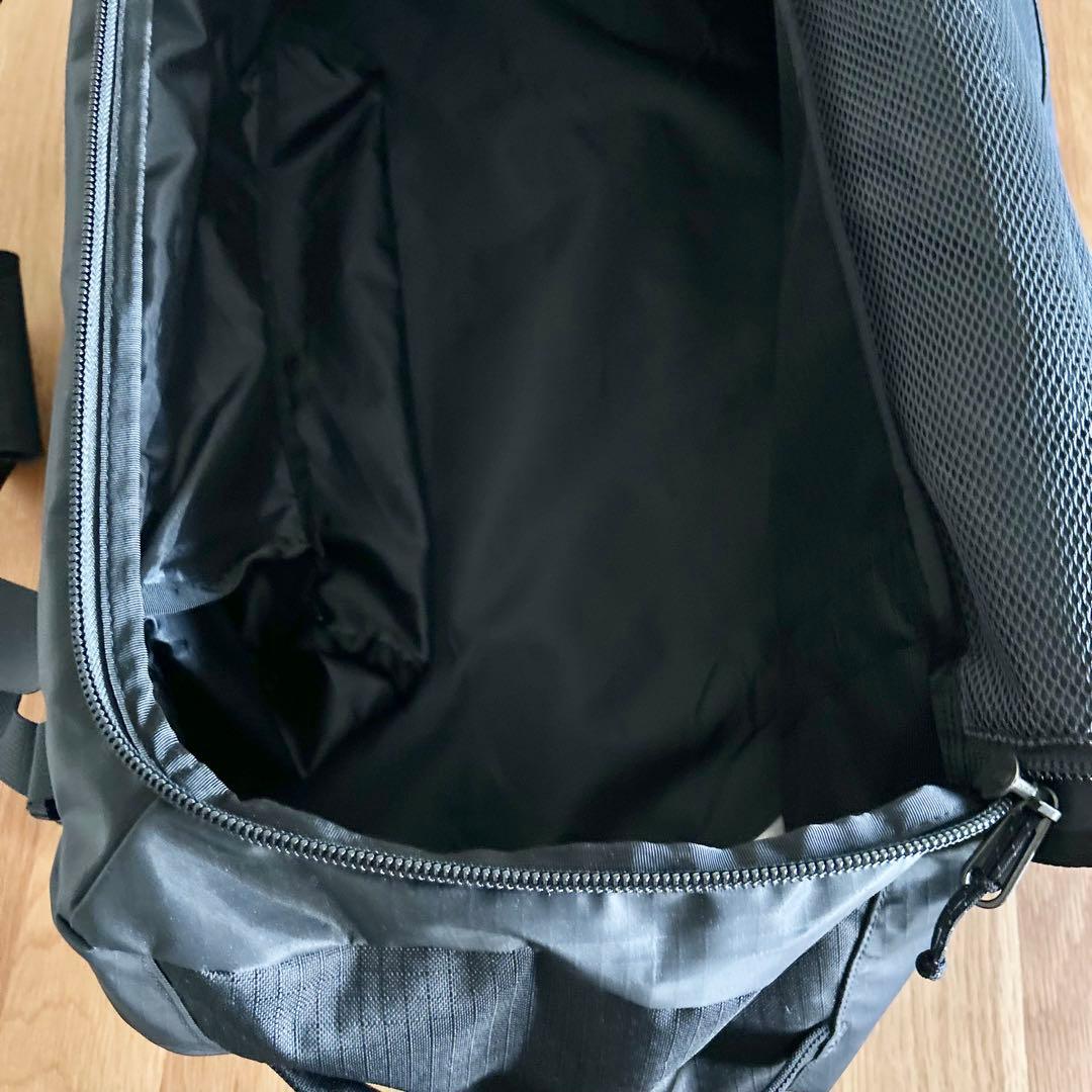 う*ー様 新品未使用品！　パタゴニア ブラックホールダッフル55L