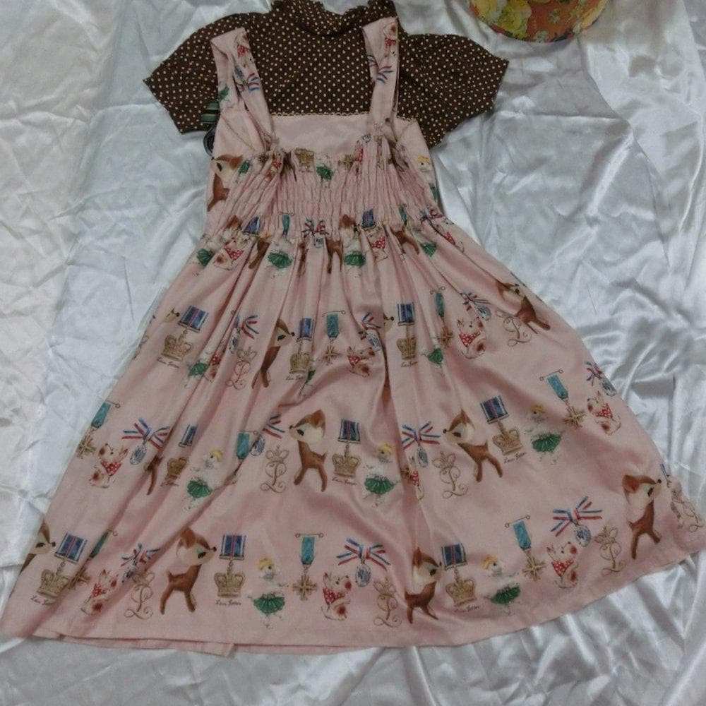Bambi and Brooch Print ★ Leur Getter