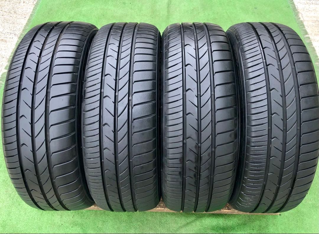 215/60R17 TOYO TIRES TRANPATH 製造年週：2025年