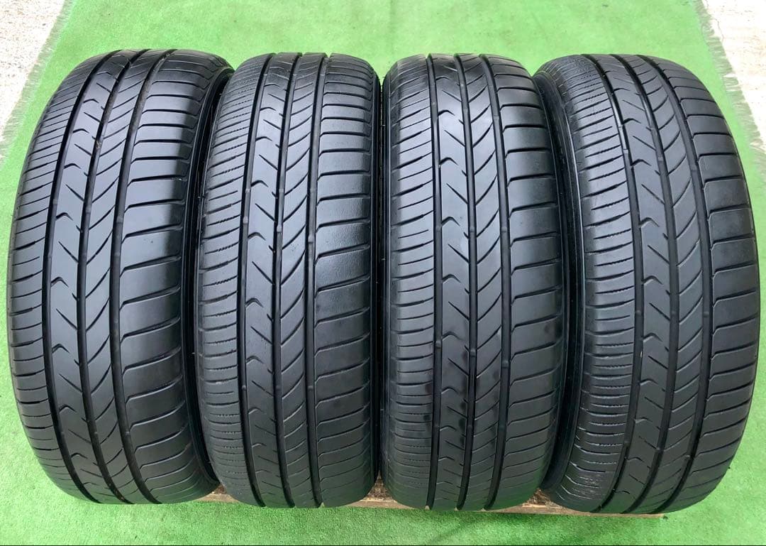 215/60R17 TOYO TIRES TRANPATH 製造年週：2025年