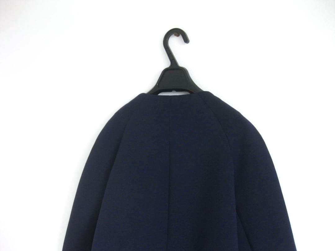 美品！組曲 ロングコート 紺 2(M)チェスターコート ポリエステル混 ゆったり