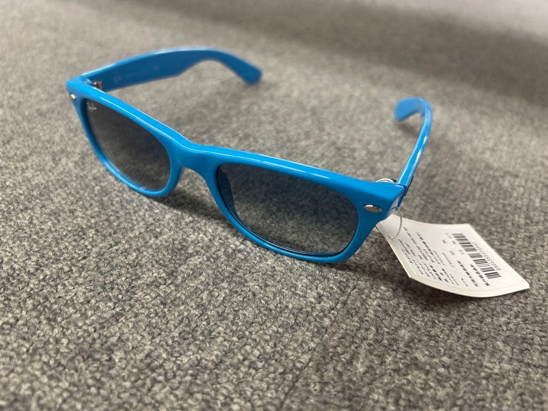 レイバンRay-Ban New Wayfarer RB2132