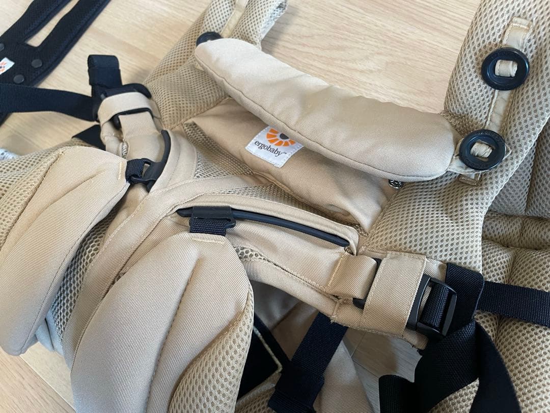 ergobaby OMNI 360 デザート